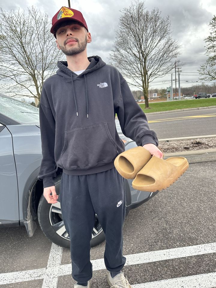 Yeezy Slides meetup